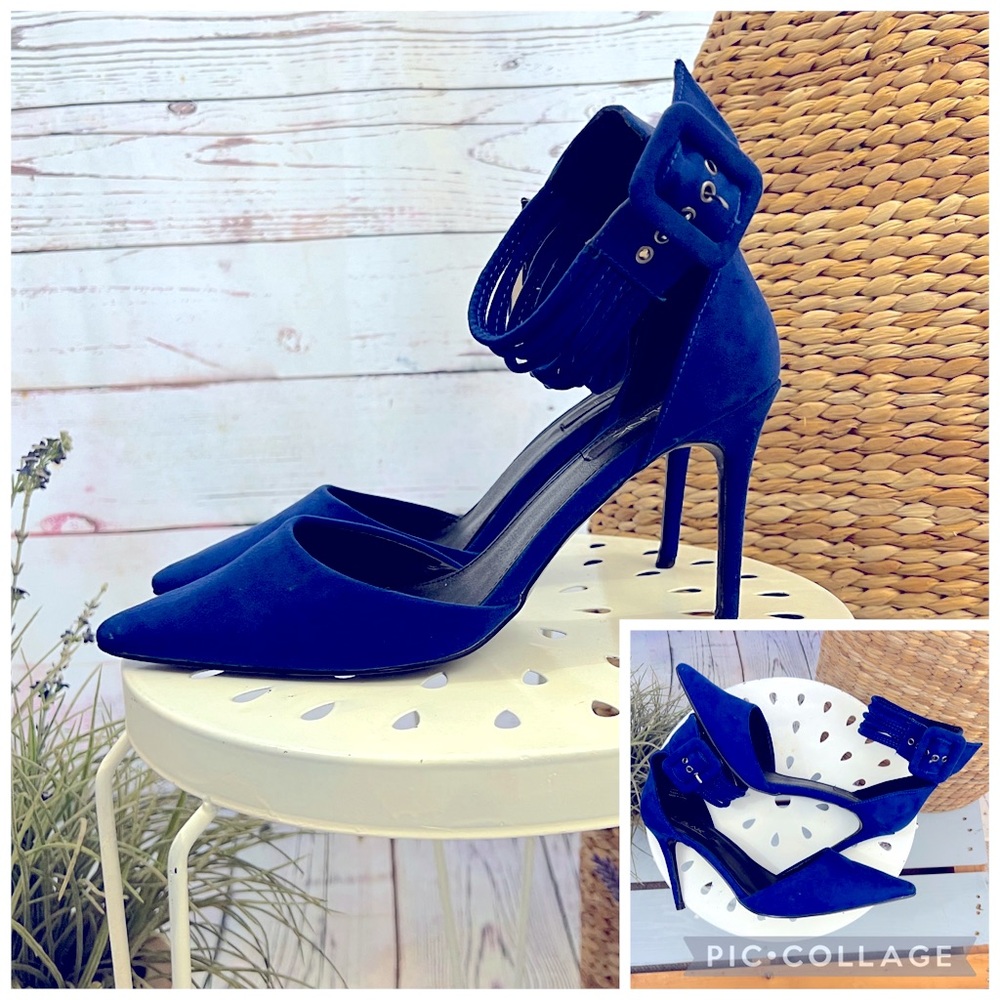 Blink Pointed High Heels in Cobalt Blue
Size:10